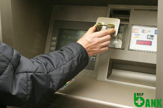 Кража денег в банкомате
